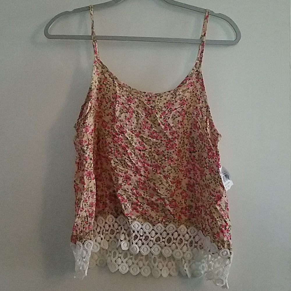 Soft Floral Crop Top
